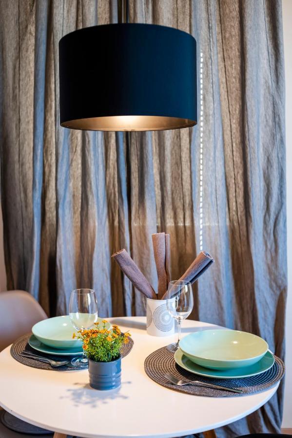 Room And Apartments Antea Rovinj Bagian luar foto