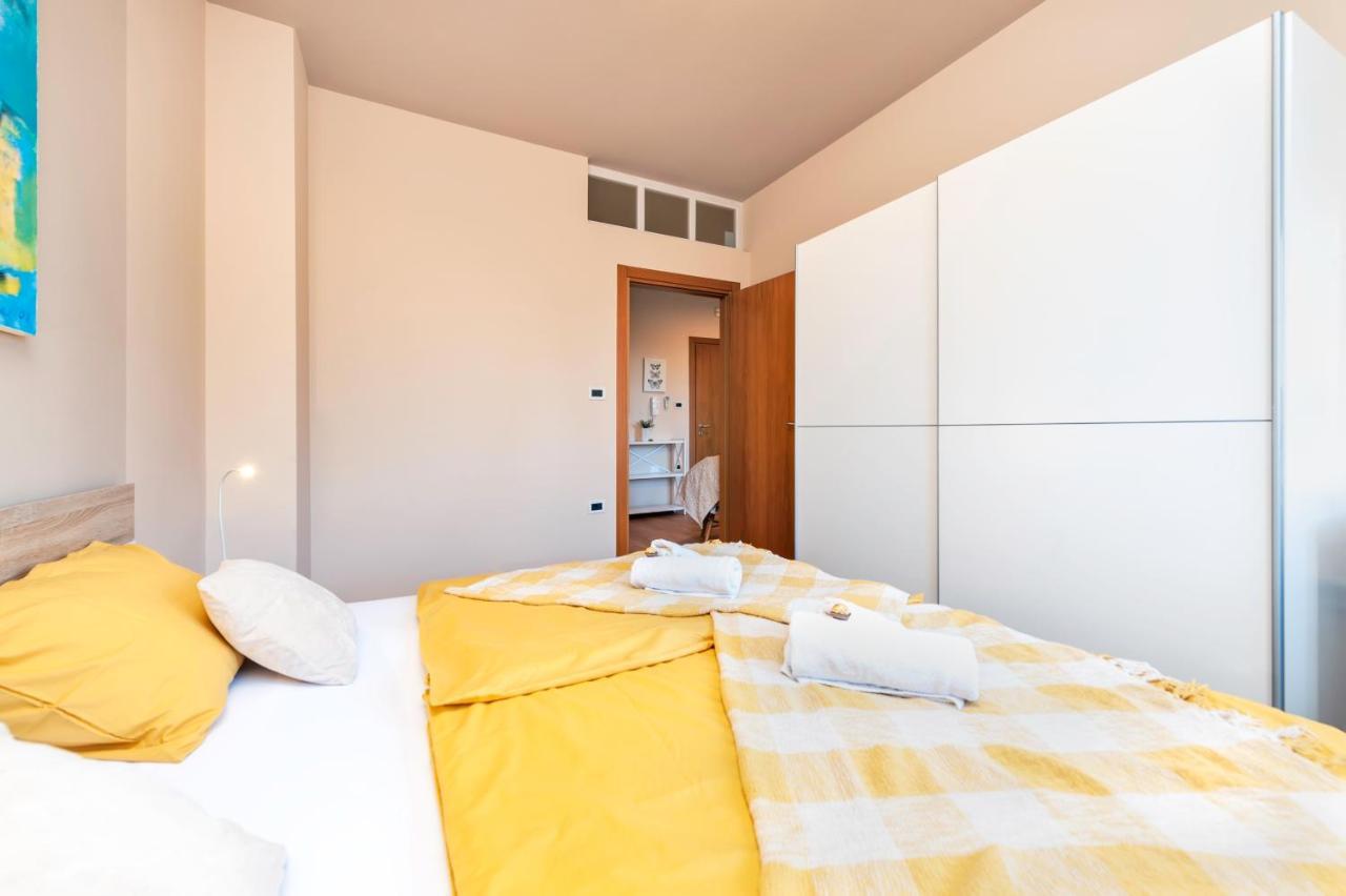 Room And Apartments Antea Rovinj Bagian luar foto