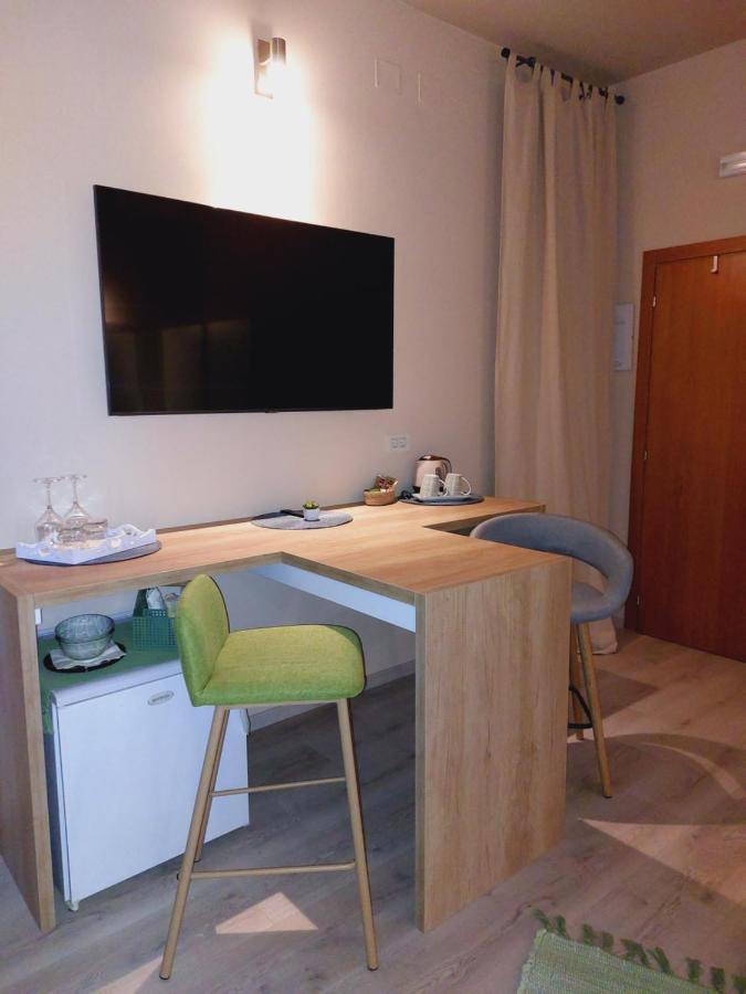 Room And Apartments Antea Rovinj Bagian luar foto
